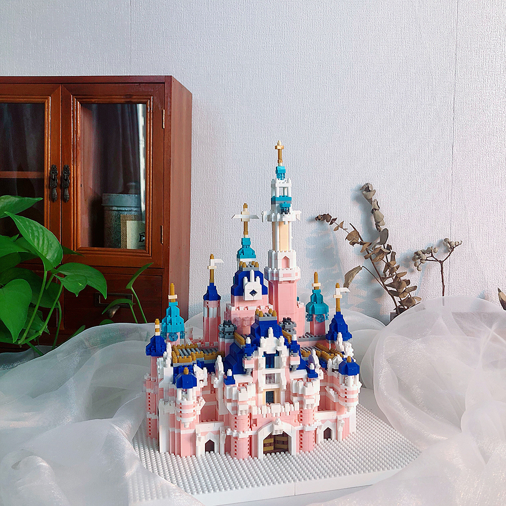 KNEW BUILT Gift Pink Castle Mo - Philodendron Pink Princess recensie en prijs